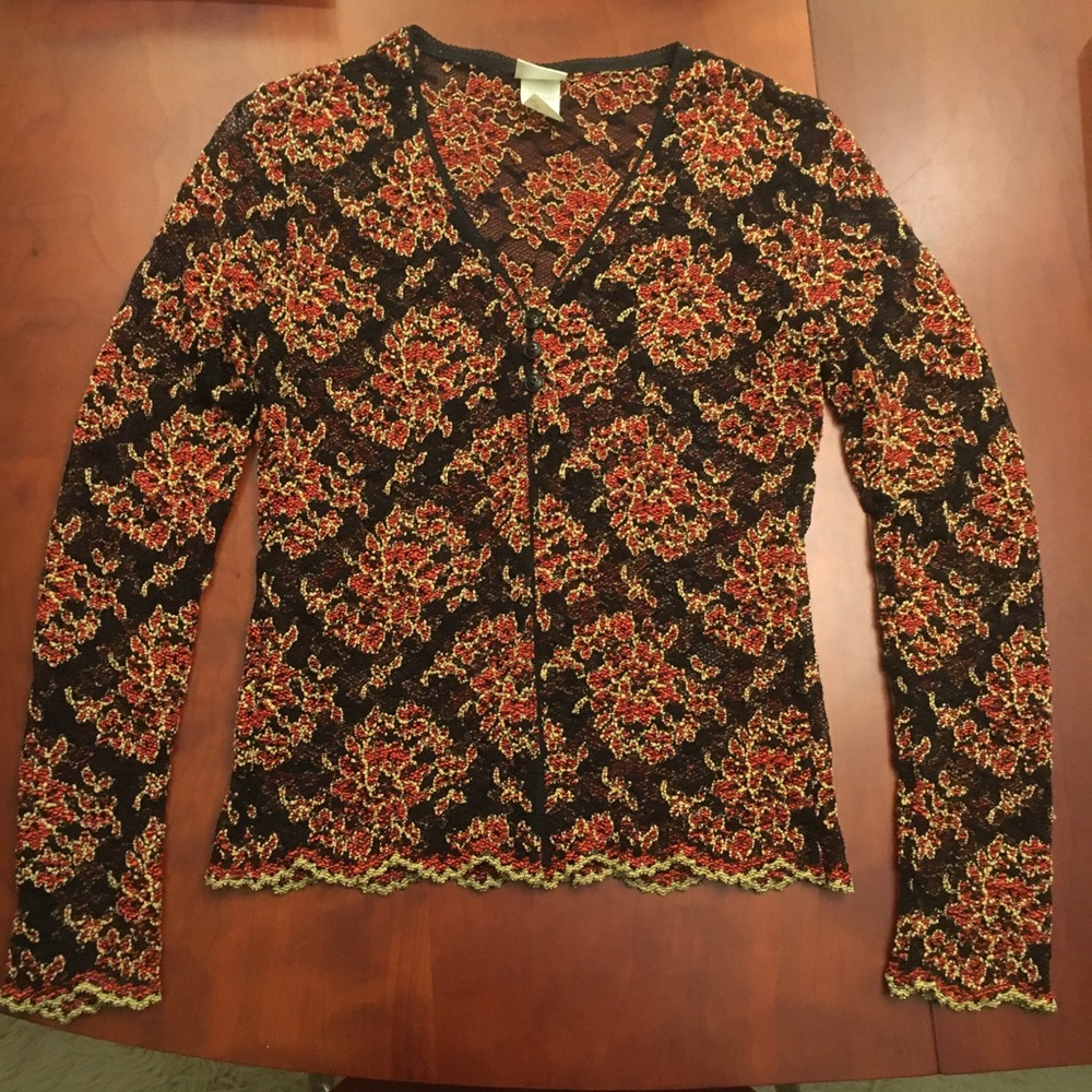 Beautiful Lacey long sleeve top